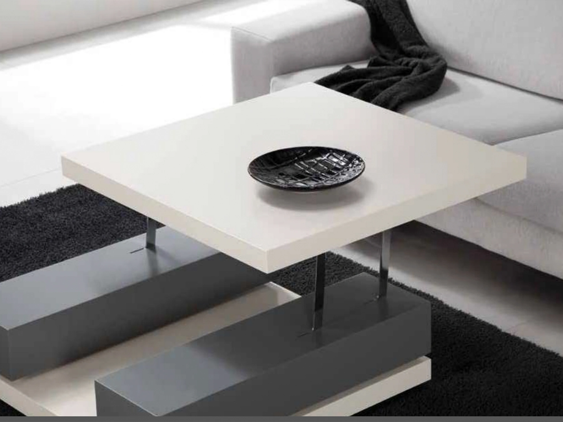 Table basse plateau relevable design