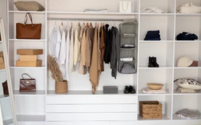 10 astuces pour transformer votre placard en un espace pratique et ordonné